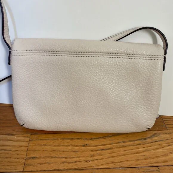Kate Spade New York Mansfield Mariana pebbled leather crossbody bag Beige - Picture 3 of 10